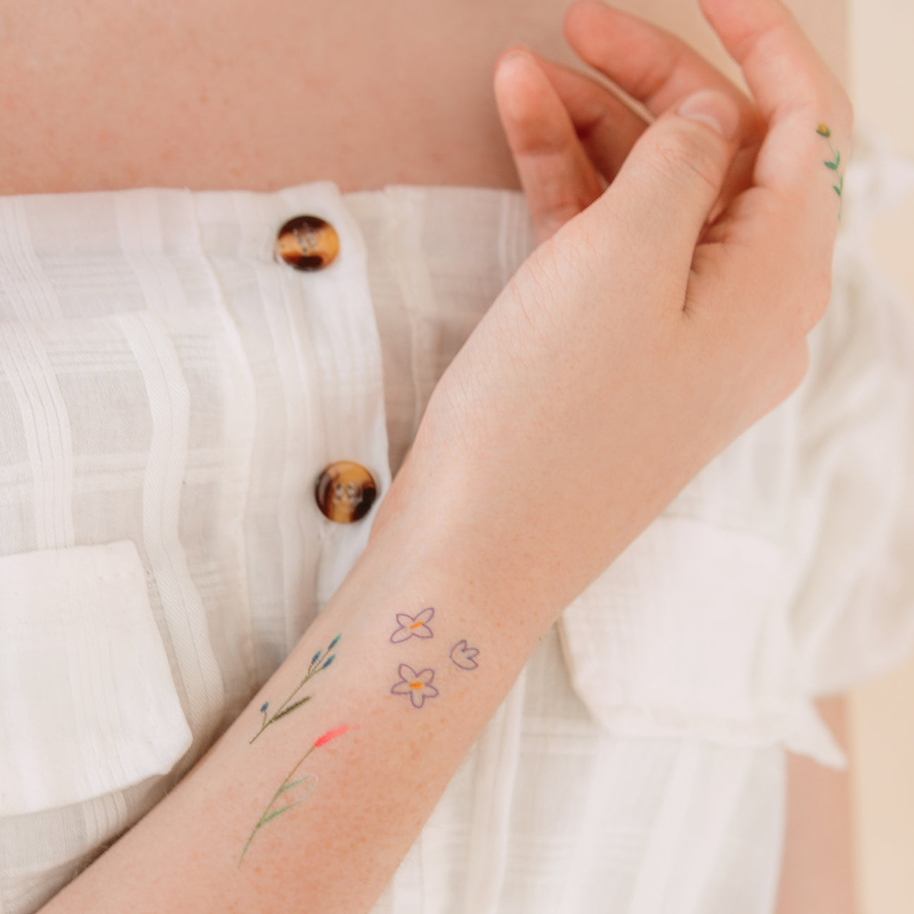 TINY IMAGINARY GARDEN TATTOO TIN