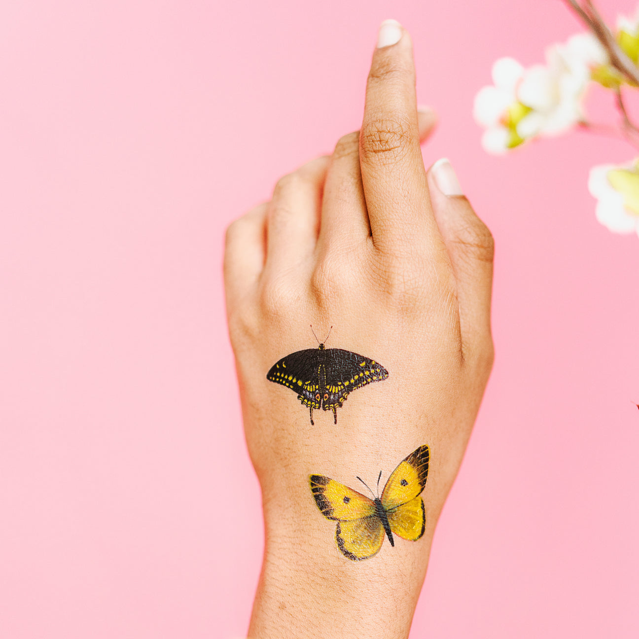 TINY BUTTERFLY TATTOO TIN