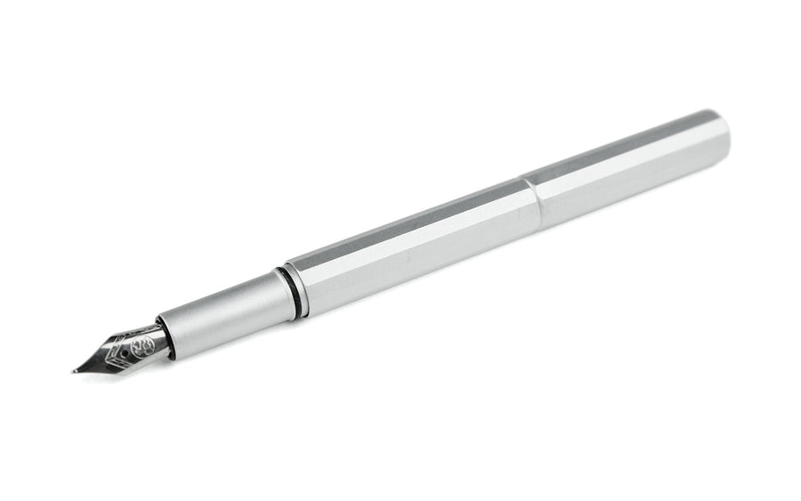 ēnsso XS Minimalist Pocket Fountain Pen - Silver Aluminum